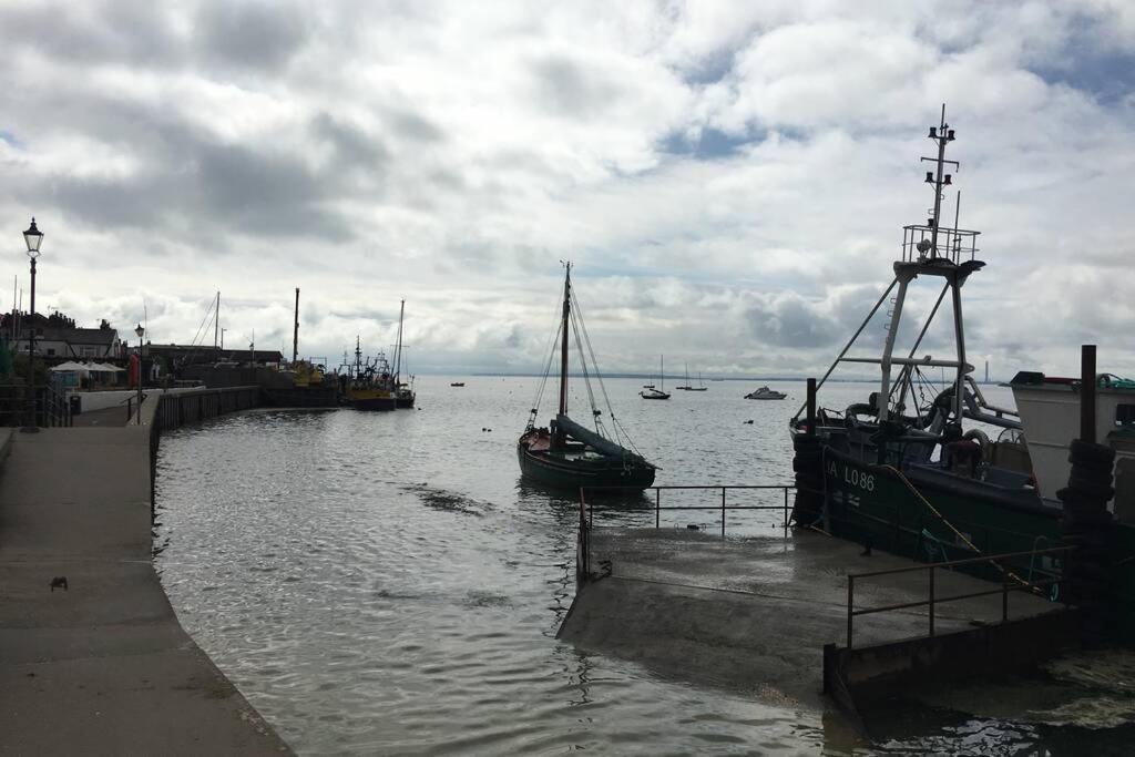 Lovely Seaside Ground Floor Cottage Old Leigh Exteriör bild
